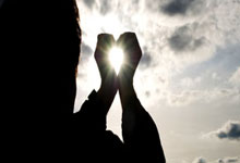 PG电子游戏：西甲：皇家马德里4比2击败塞维利亚.